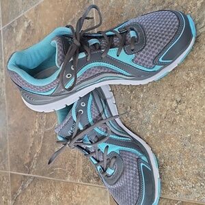 Sz 8.5 Ryka, gray/aqua, athletic shoes